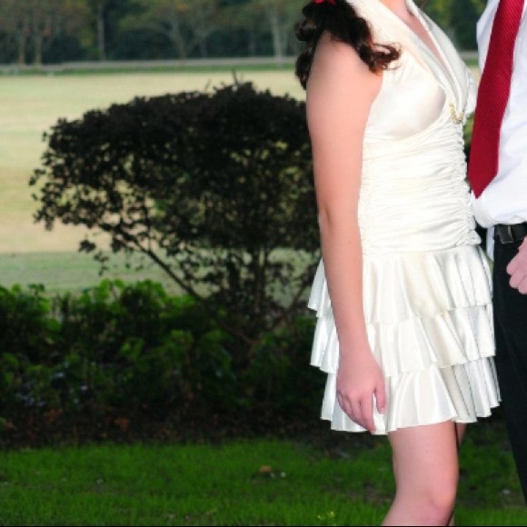 Dress - Picture 1 of 3